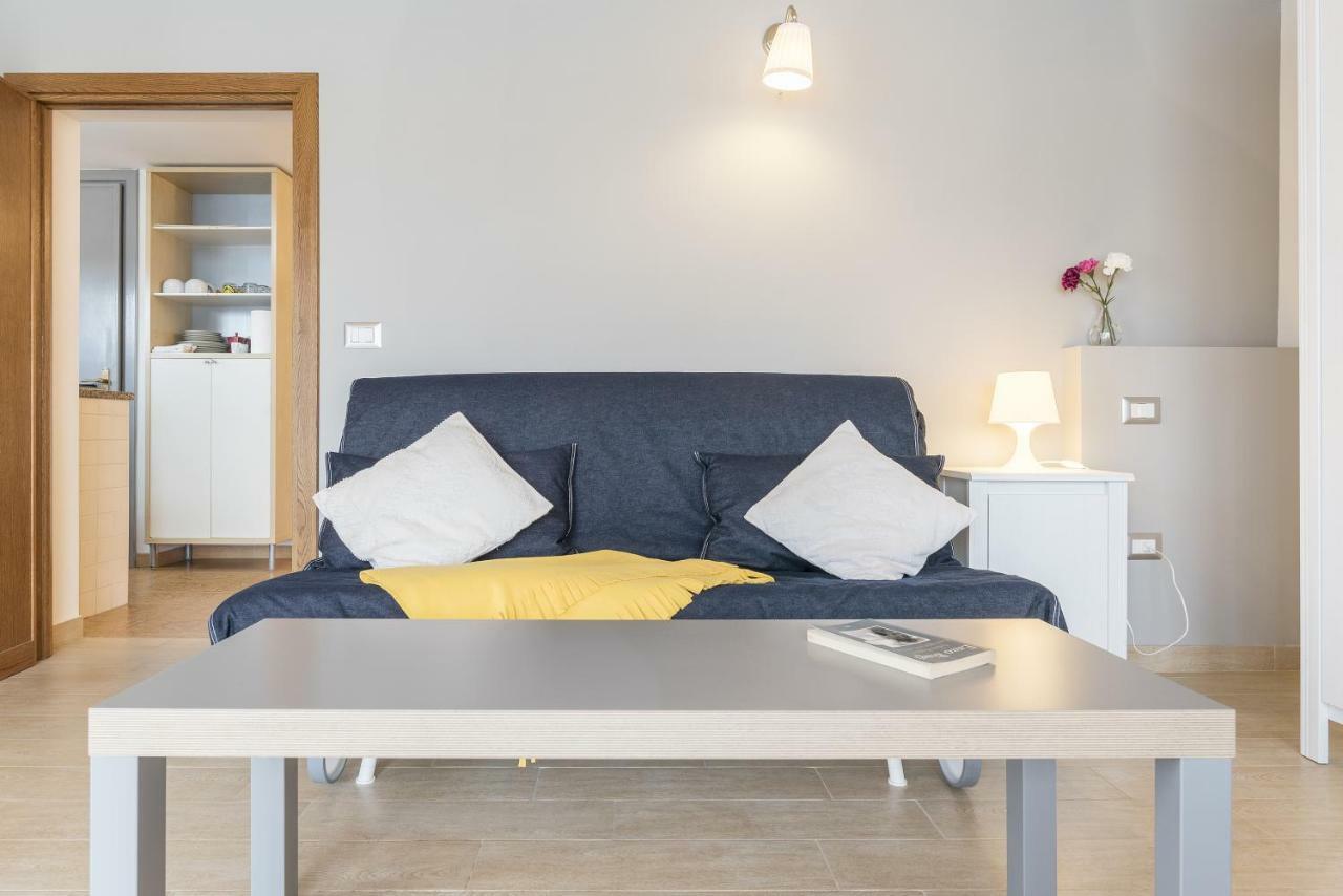 Peperino Attic Flat Daire Ciampino Dış mekan fotoğraf